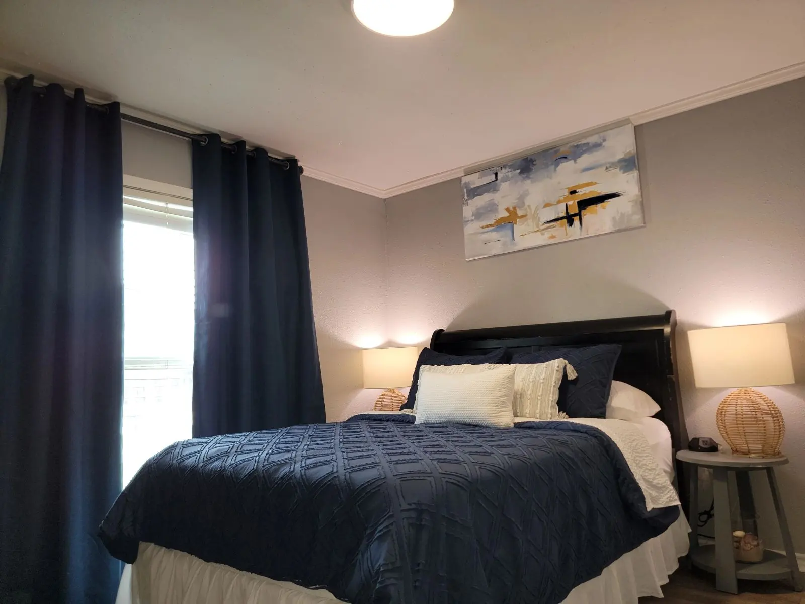 Primary bedroom at Sea La Vie