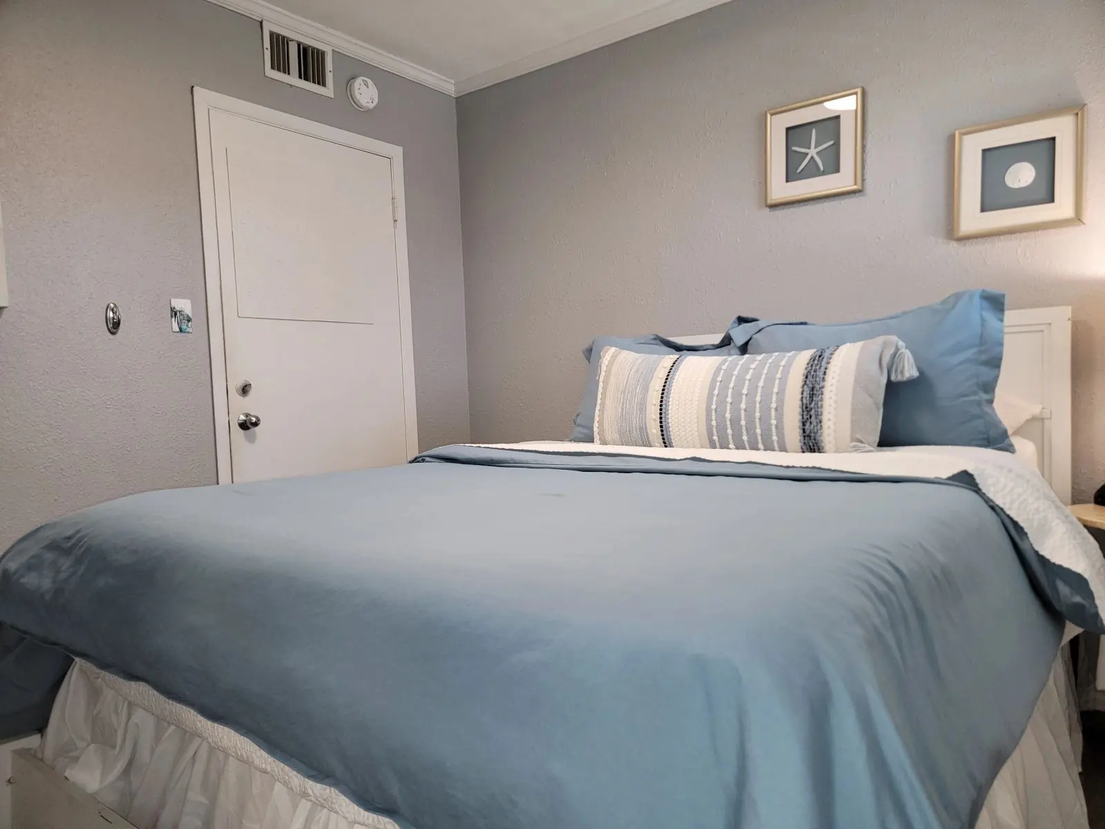 Secondary bedroom at Sea La Vie